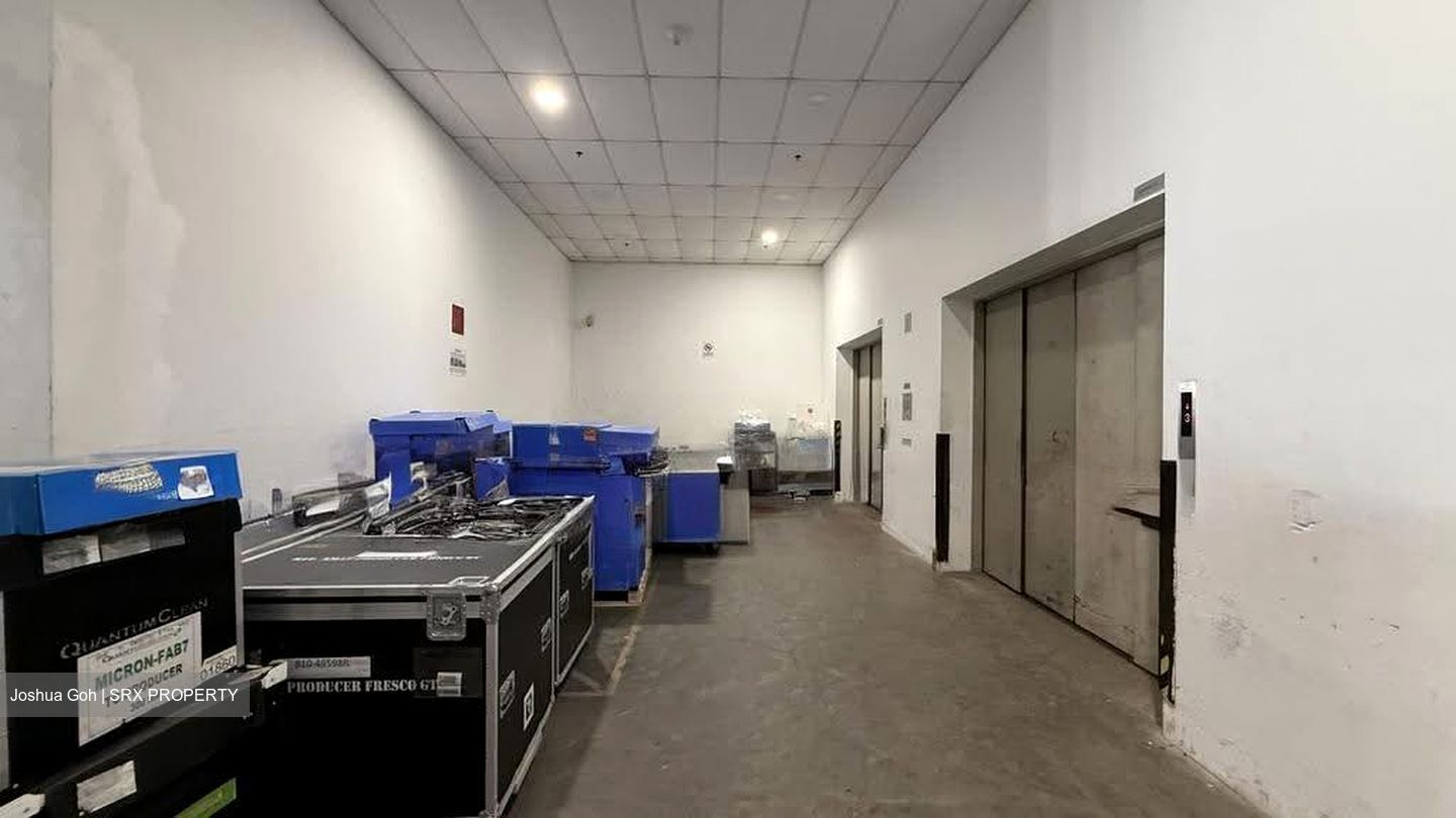 Admirax (D27), Factory #627564631